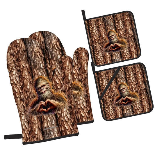 Bigfoot / Sasquatch Heart Hands, 4 Piece Oven Mitts / Pot Holder Sets