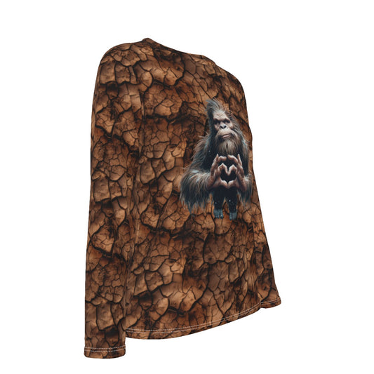 Bigfoot Heart Hands, Sasquatch, Women’s Oversized Cotton Tee Shirt