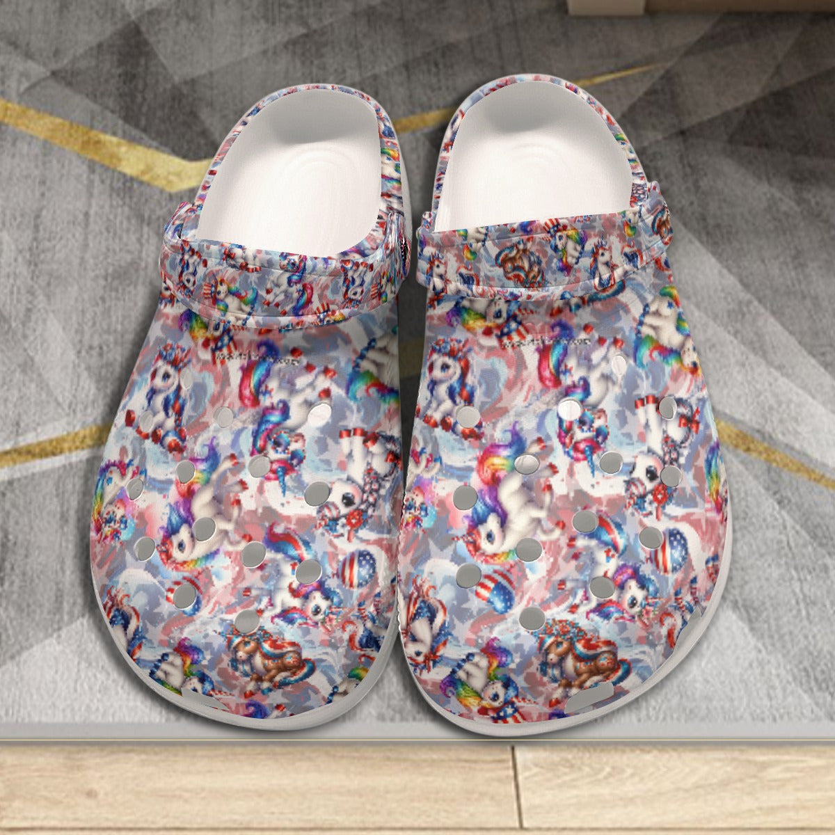 8 Patriotic Designs, Women's Classic Clogs