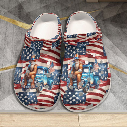 Bigfoot / Sasquatch Patriot, Women's Classic Clogs