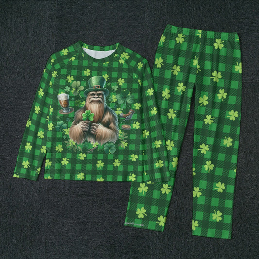 Bigfoot / Sasquatch St Patrick, Men’s Raglan Sleeve Pajamas with Wide Ankles