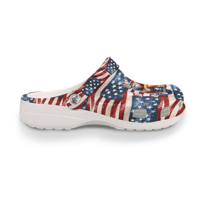 Bigfoot / Sasquatch Patriot, Women's Classic Clogs