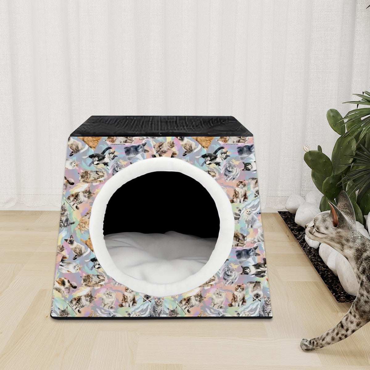 10 Animal Designs, Space Capsule Pet Bed