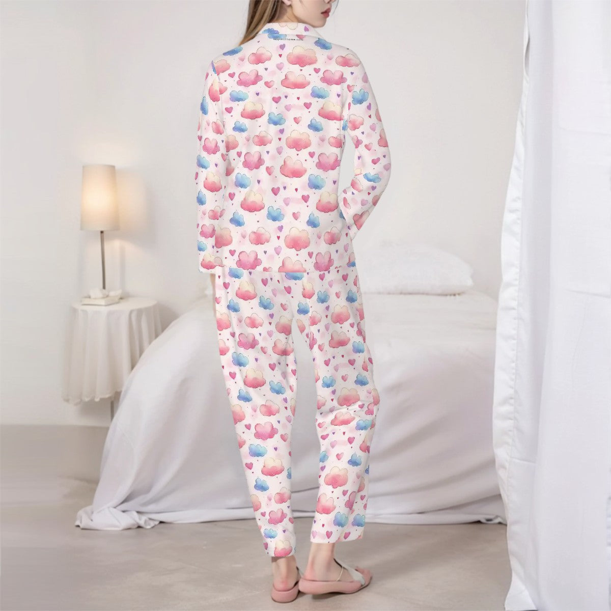 Bigfoot Sasquatch Love Women’s Long Sleeved Pajama Set