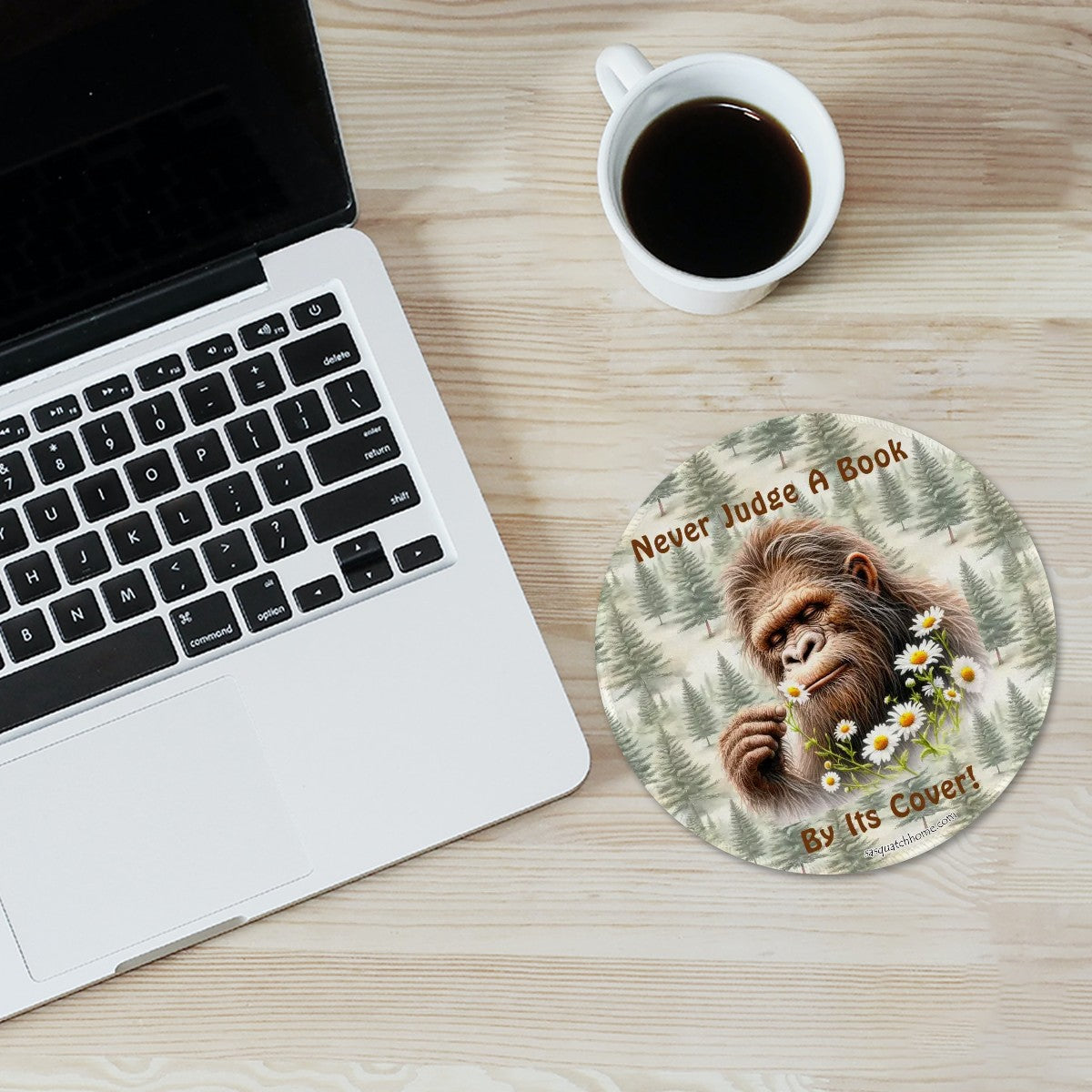 Bigfoot / Sasquatch "Never judge a book..", Round Mouse Pads - 3 Sizes