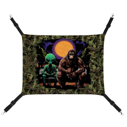 Bigfoot / Sasquatch & Alien, Pet Hammock