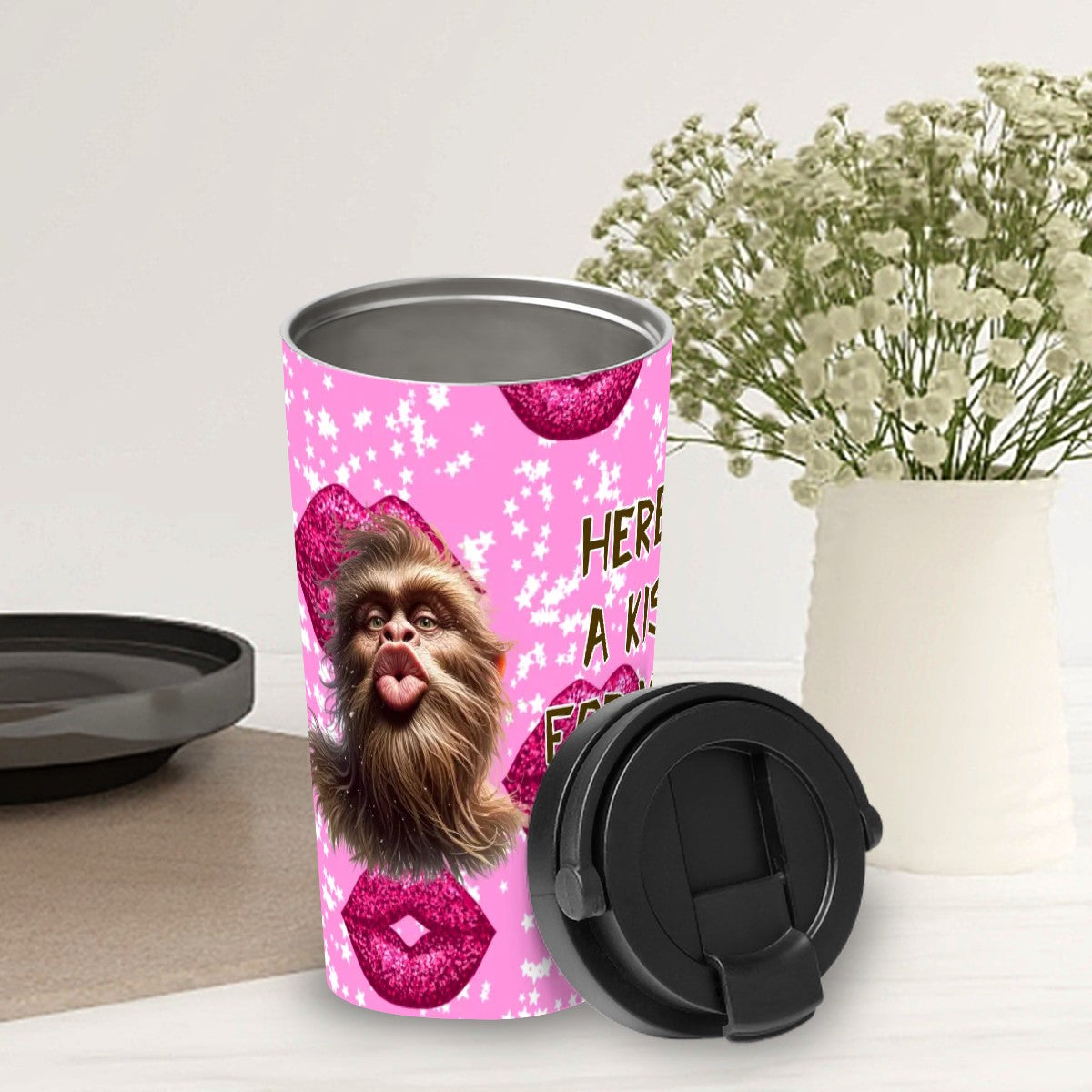 Bigfoot / Sasquatch Kiss, 17 oz Insulated Coffee Mug with Lid & Carrying Handle
