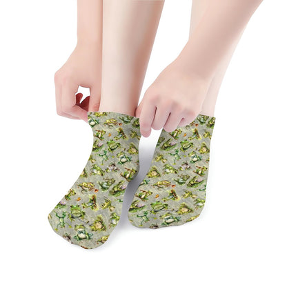 10 Animal Designs, 8” Poly Ankle Socks