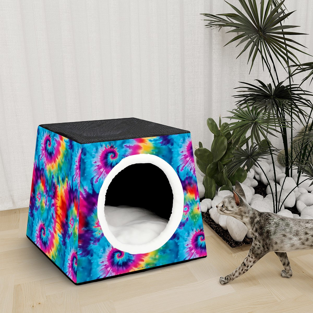 19 Tie Dey, Space Capsule Pet Bed