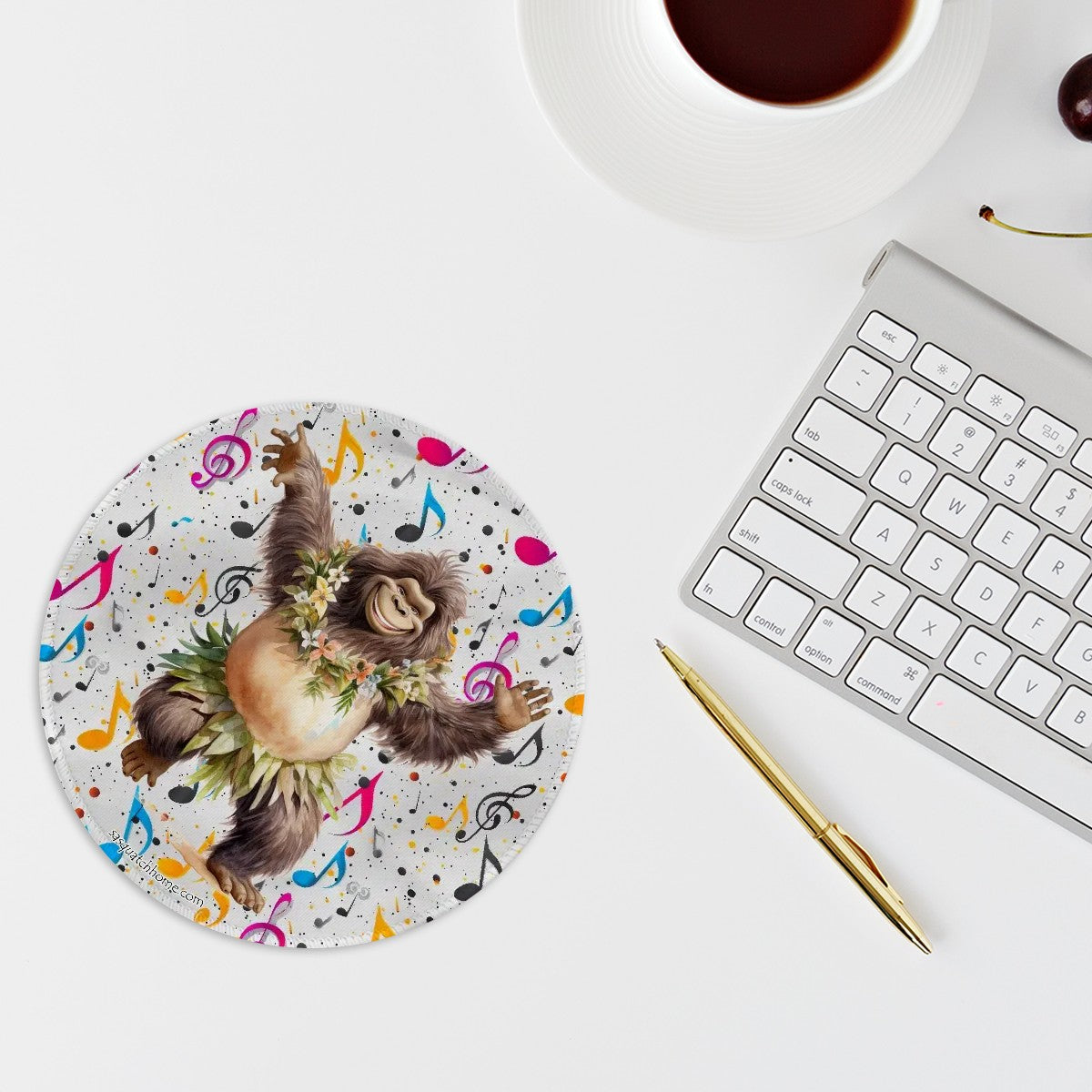 8” Round Mouse pad, Bigfoot / Sasquatch – Anti slip rubber –