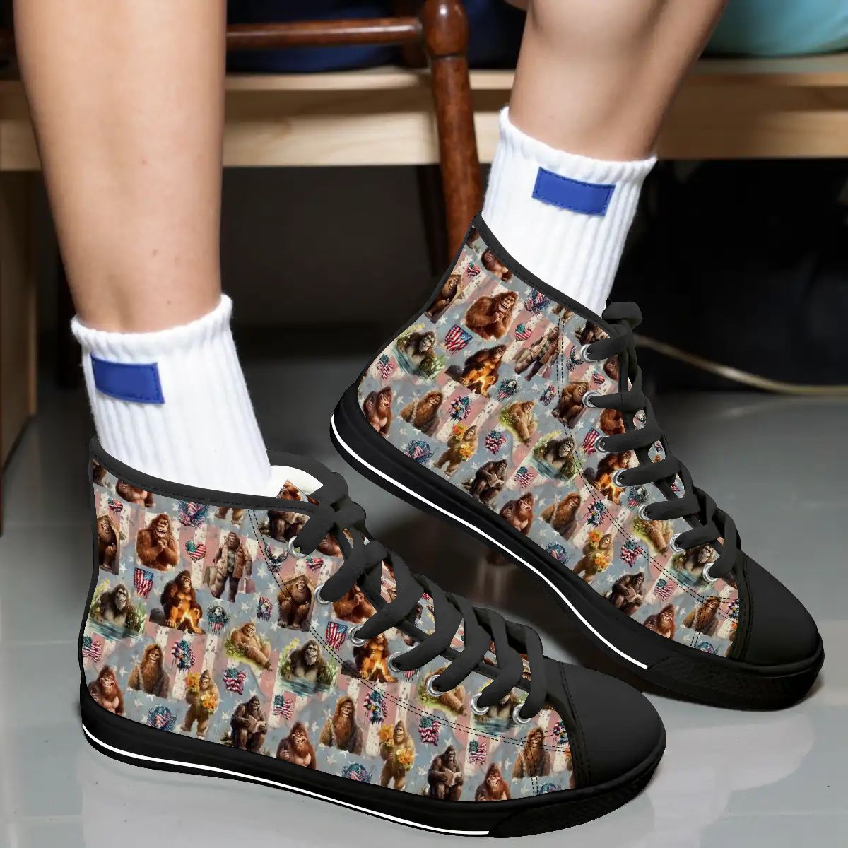 21 Bigfoot Sasquatch, Women’s High Top Canvas Shoes