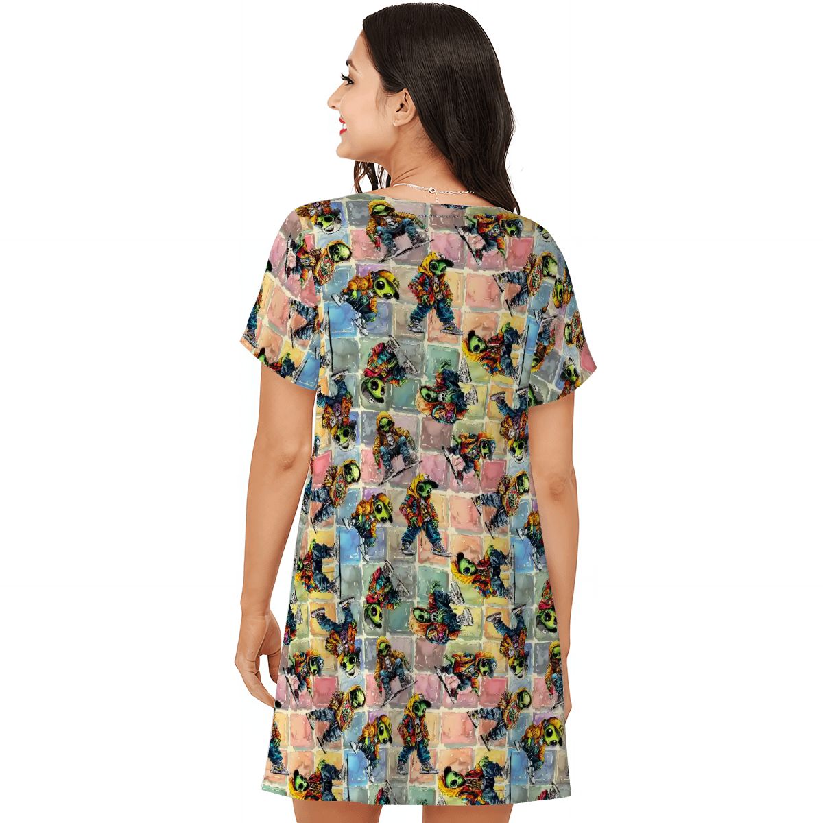 6 Alien Designs, Women’s Loose Fit Short Sleeve Night Gown