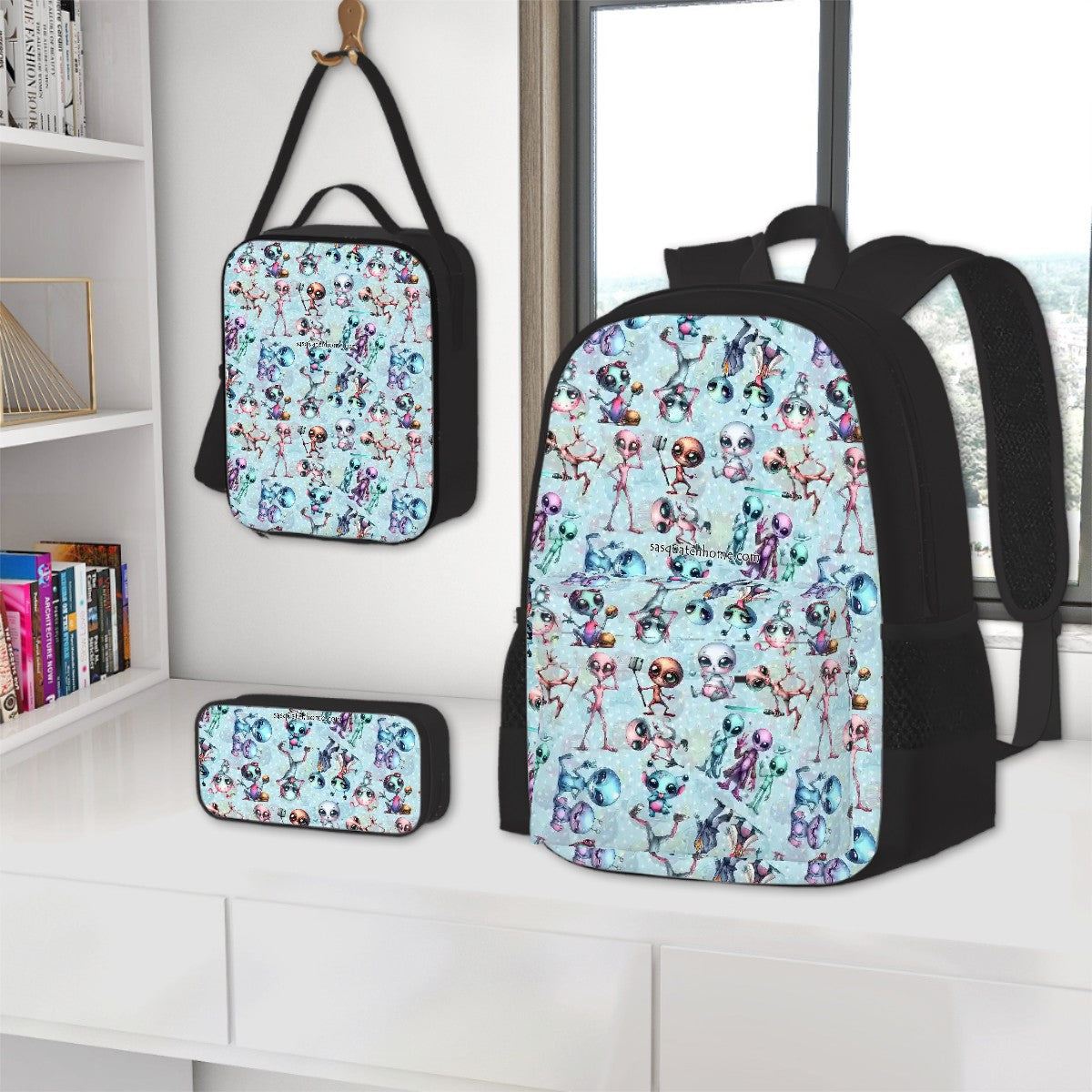 6 Alien Designs, 3 Piece Bag Set – Oxford Backpack, Lunch Bag, Pencil Pouch