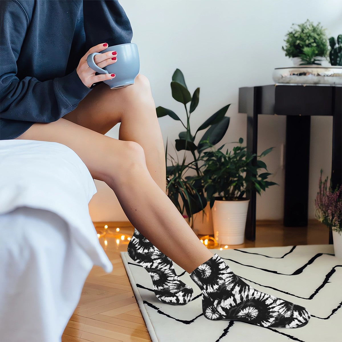 19 Tie Dye Designs, 8” Poly Ankle Socks