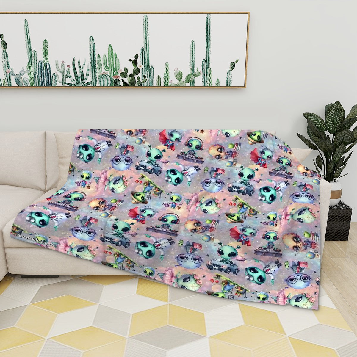 6 Alien Designs, Soft Flannel Blanket