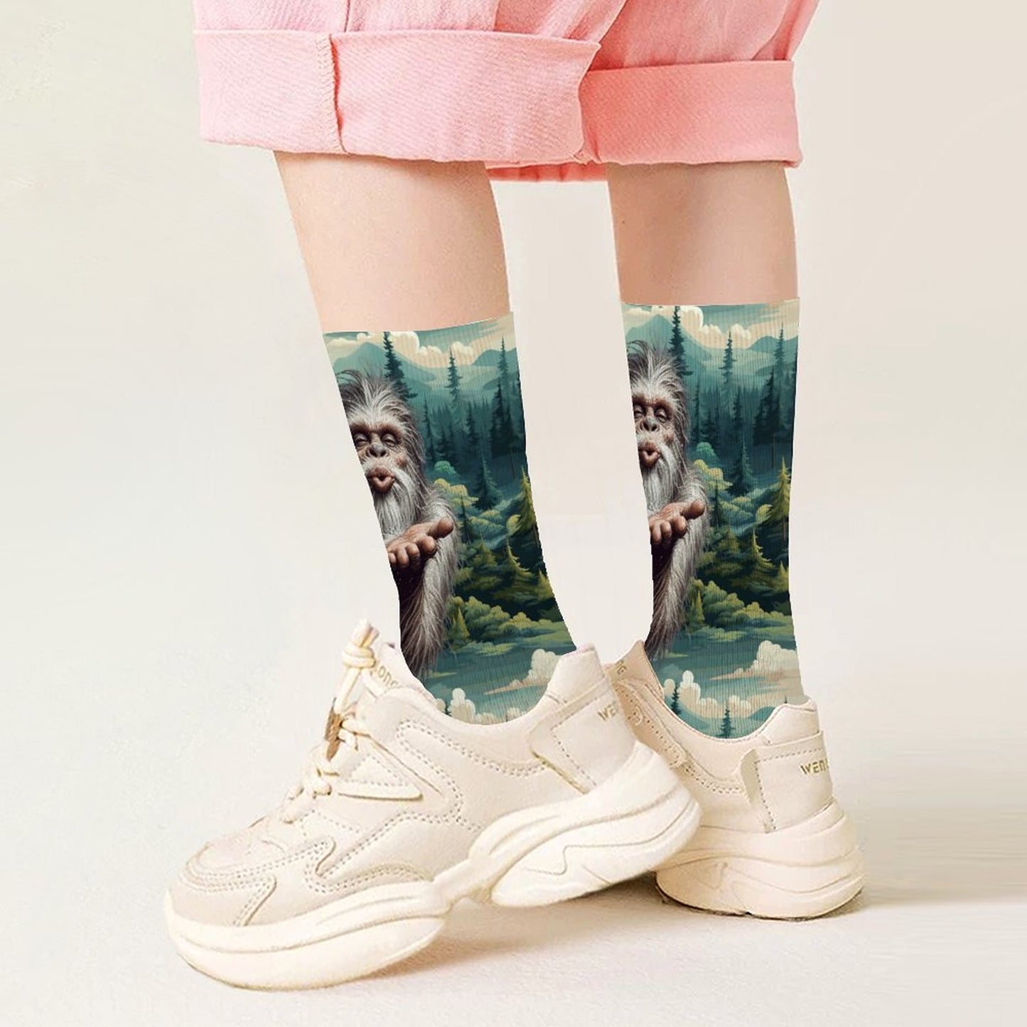 Bigfoot Sasquatch Blow Kiss, Children’s Polyester Socks