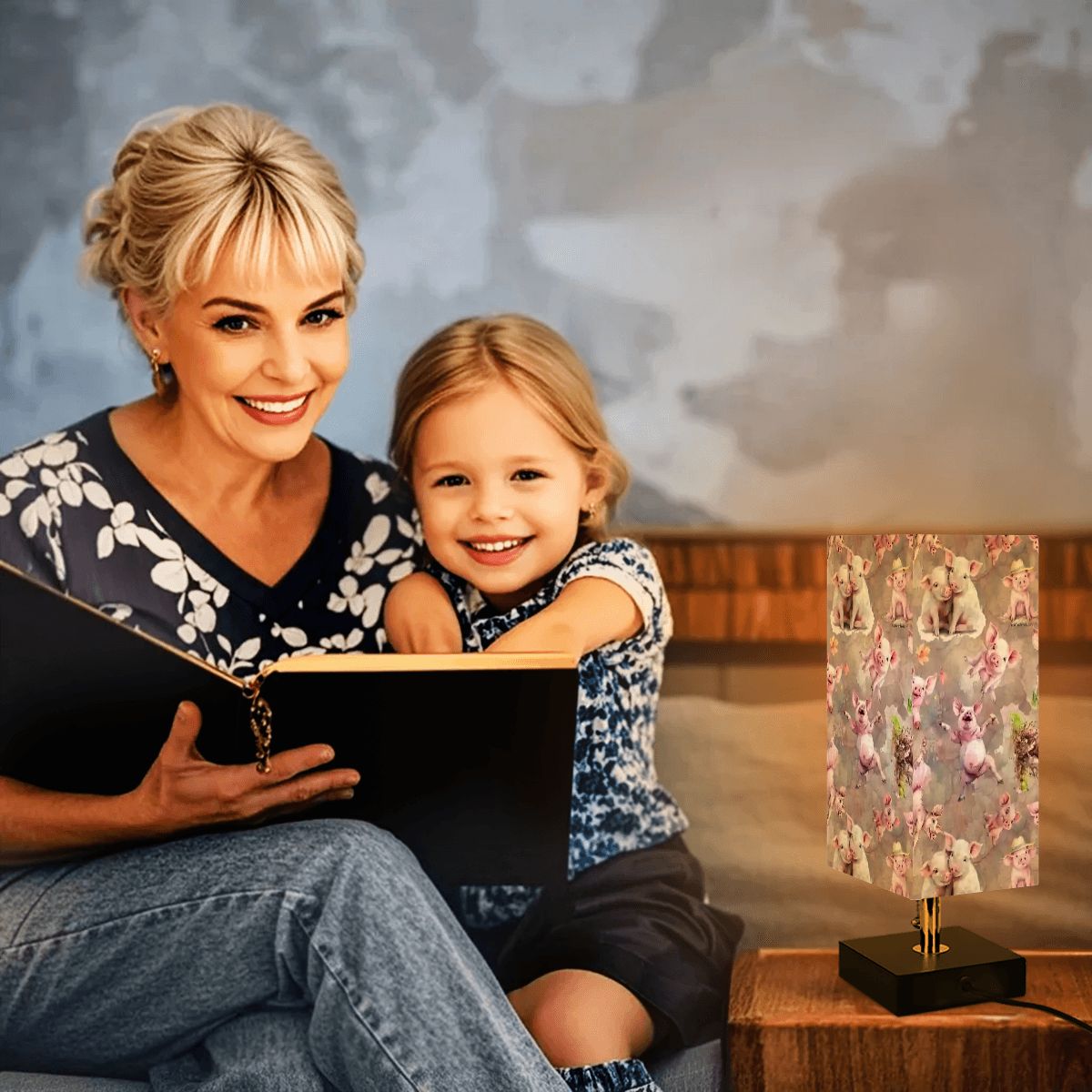 10 Animal Designs, Square Table Lamp with USB Ports, Charger