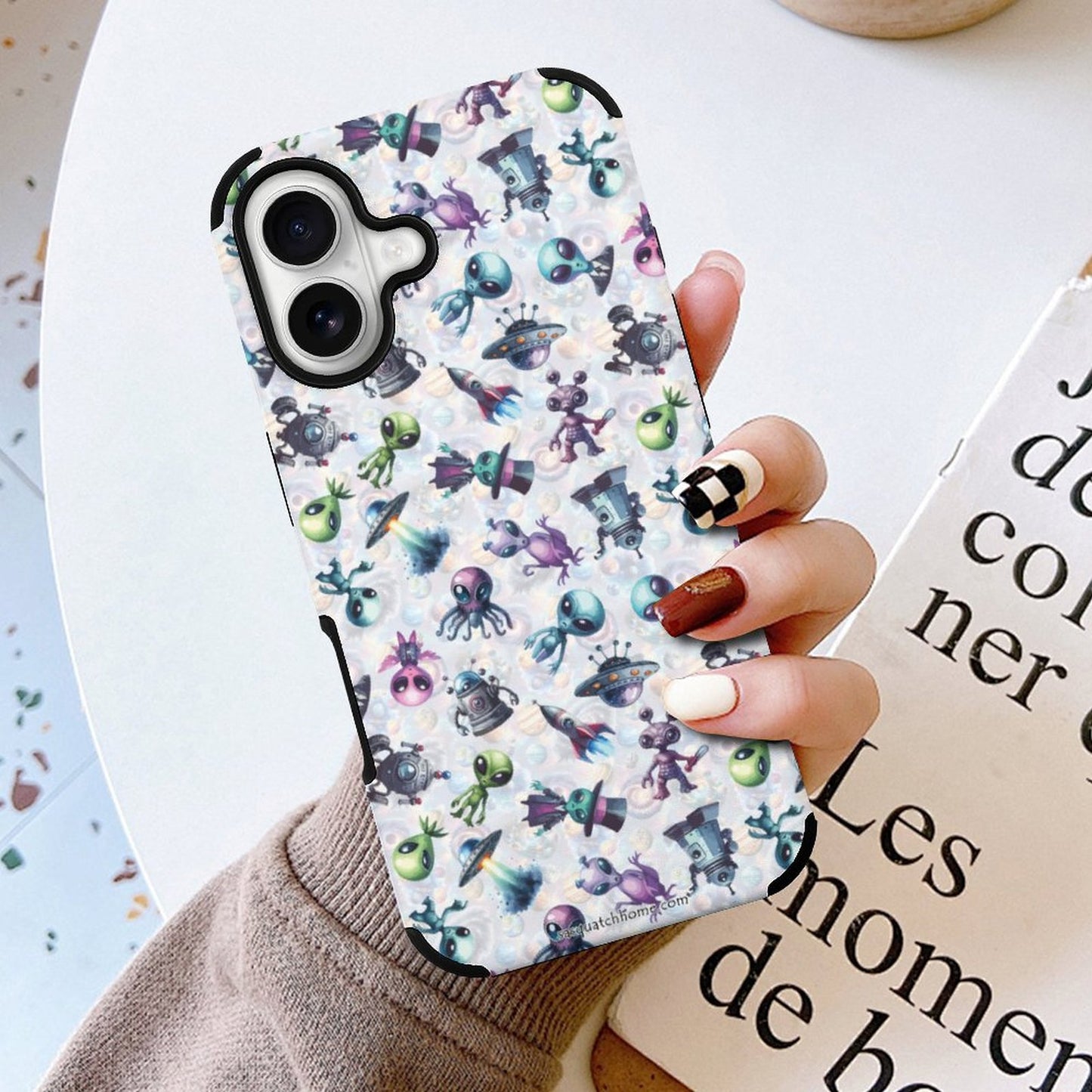 6 Alien Designs, Microfiber iPhone 16 Cases