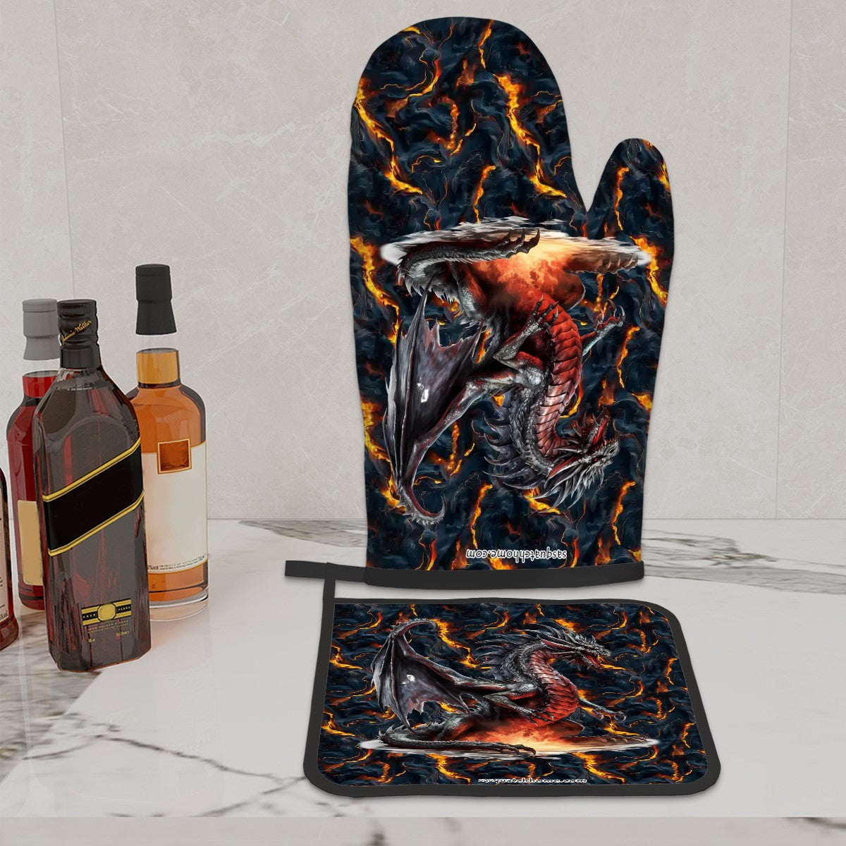 Set of 2 Oven Mitt and Pot Holder - Dragon & Lava