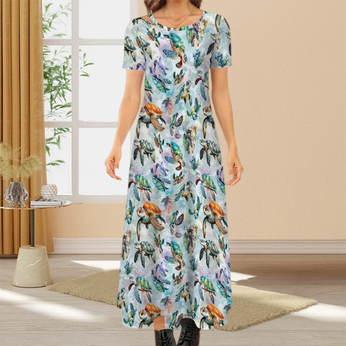 Animal Themed Crew Neck Short Sleeve Maxi Dress